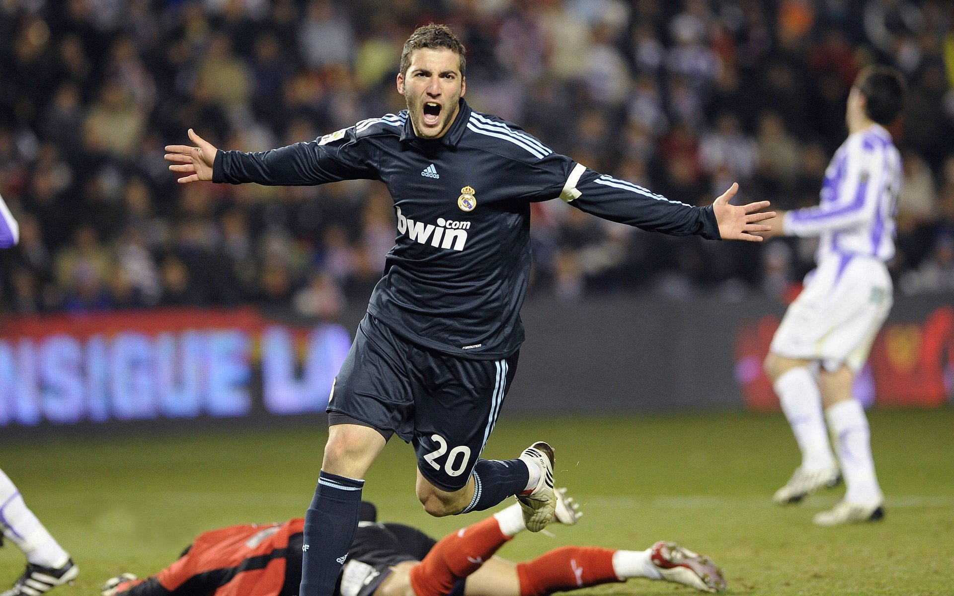 欧冠焦点大战即将打响